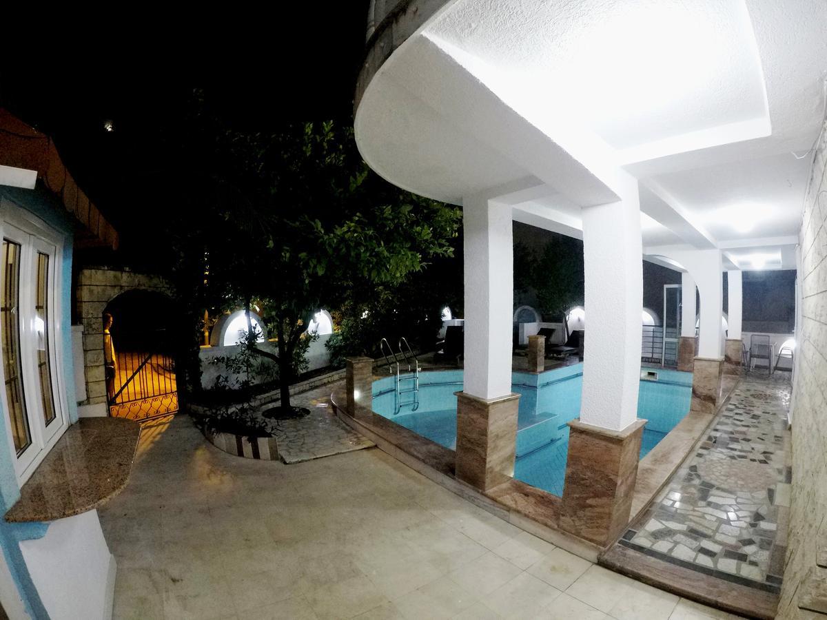 Villa Golf Будва Екстериор снимка