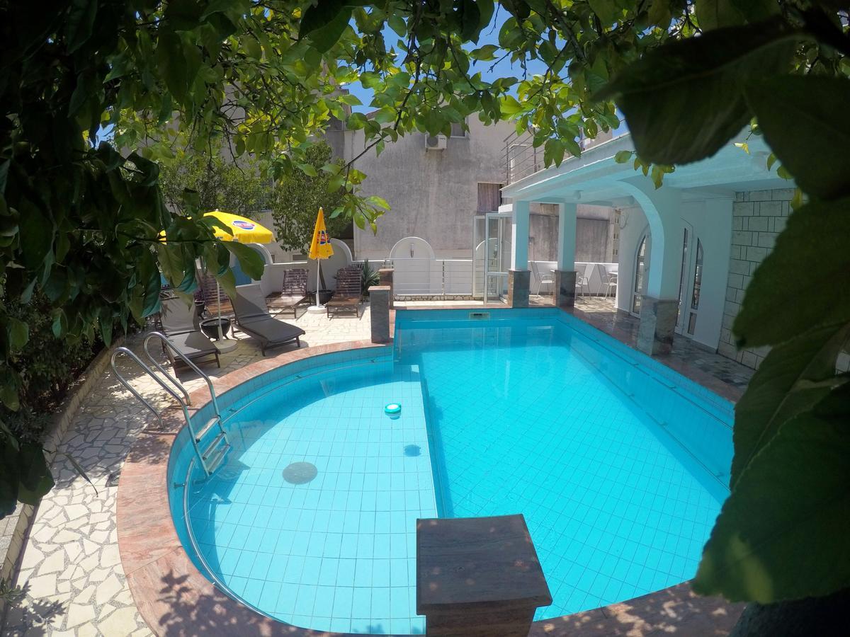 Villa Golf Будва Екстериор снимка